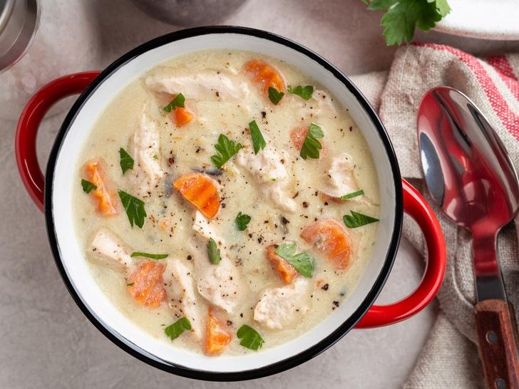 Куриный крем-суп: самый нежный и сытный рецепт, который поразит всю вашу семью