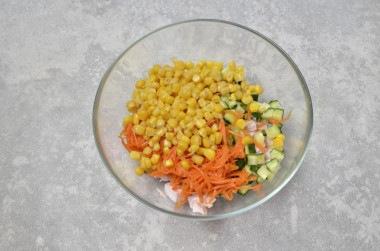 Салат копченая курица корейская морковь кукуруза