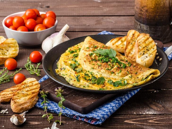 Найдите на кухне: 6 продуктов, которые все итальянцы едят на завтрак — и они есть у вас в холодильнике