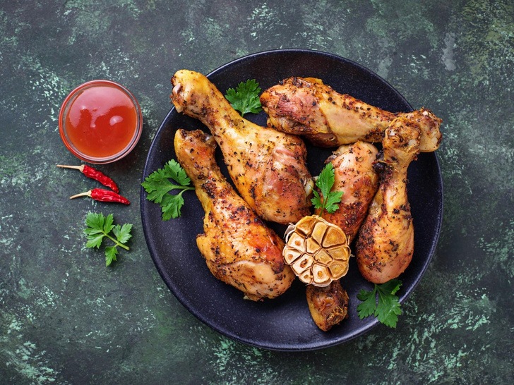 Как сделать жареную курицу сочной: гениальные кулинарные лайфхаки, которые стоит попробовать