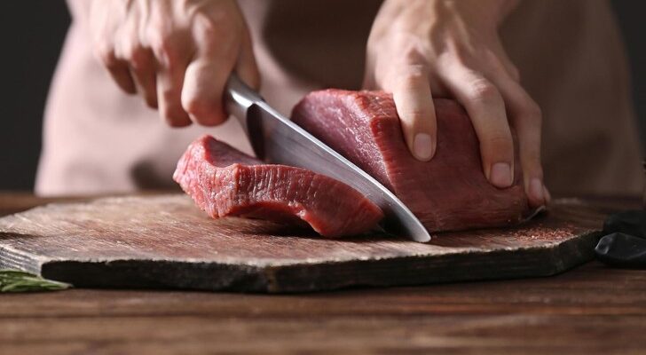 Свинина или говядина: какое мясо полезнее?