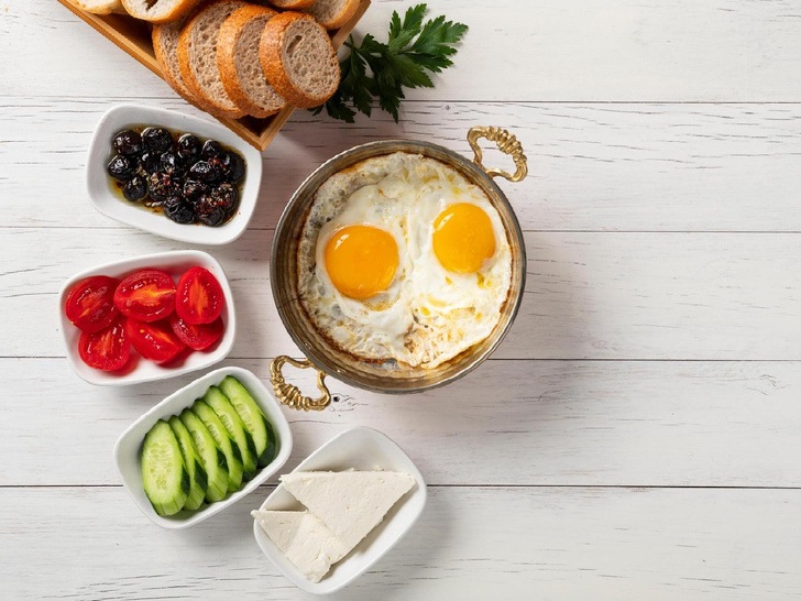 Что есть на завтрак, чтобы похудеть: «золотой» продукт для осиной талии (есть на каждой кухне)