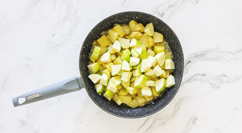 Классическое овощное рагу с кабачками, пошаговый рецепт с фото на 327 ккал