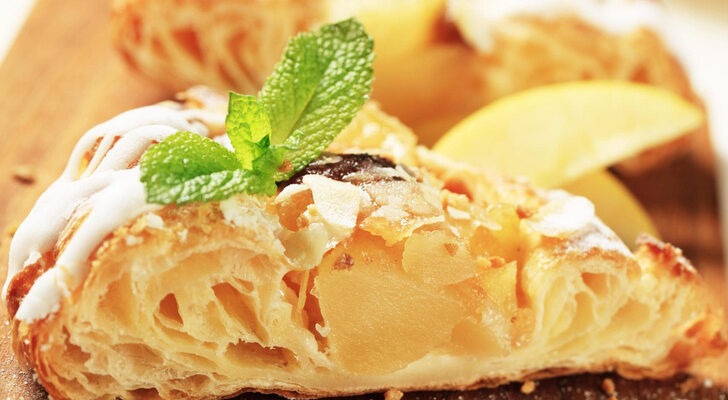 Датский яблочный пирог: нежнейший рецепт для тех, кто устал от «Шарлотки»