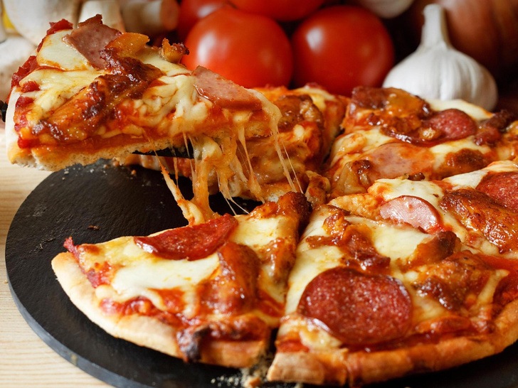 Как по-настоящему разрезать пиццу – всю жизнь ты делал это неправильно