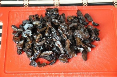 Салат грибы чернослив грецкие орехи