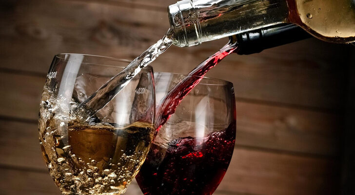 Какое вино самое вредное — белое или красное?