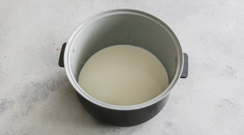 Манная каша в мультиварке на молоке, пошаговый рецепт с фото на 340 ккал