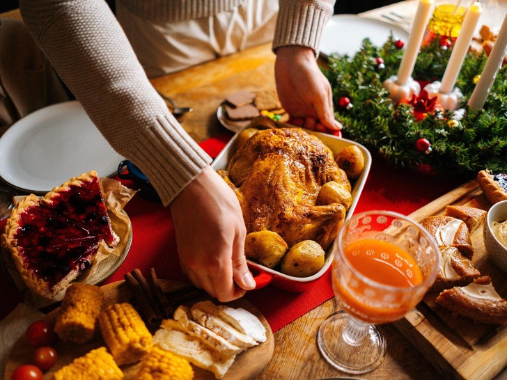 Нарядный праздник без проблем: 6 блюд на Новый год, которые можно заморозить прямо сейчас