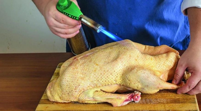 Праздничный гусь с яблоками, пошаговый рецепт с фото на 1245 ккал