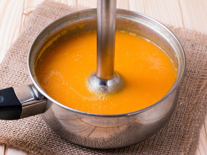 Классический томатный суп от Джейми Оливера: сытный обед, который поможет поддерживать форму