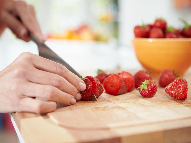 Лучше шарлотки: ягодный пирог без выпечки – ваша семья будет в восторге