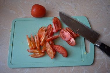 Салат Китайская капуста томатный сыр