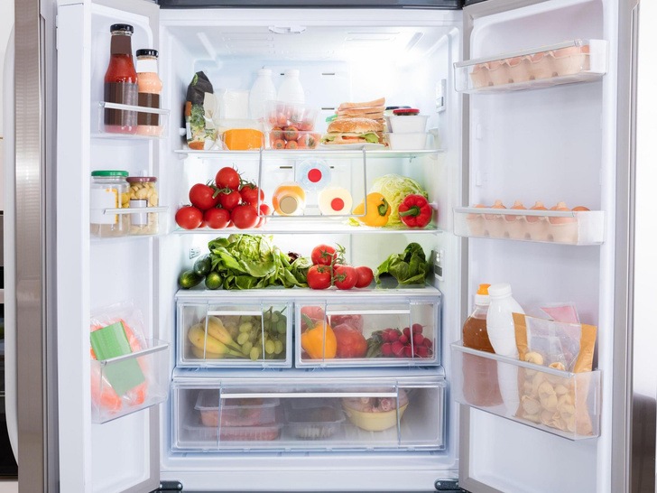 Помните правила: как хранить продукты в холодильнике, чтобы они не портились как можно дольше