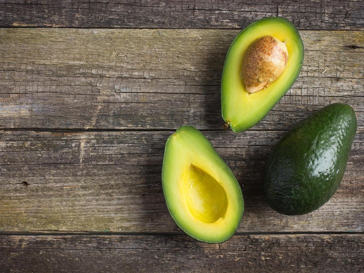 Хитрость: Как выбрать действительно спелое авокадо