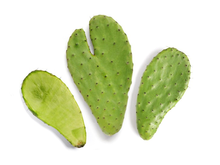 Мексиканский обед: рецепт салата из кактусов, который удивит своим вкусом