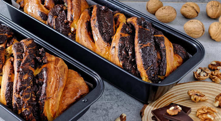 Сдоба с шоколадно-ореховой начинкой по рецепту Юлии Высоцкой: выпечка, которая покорит вашу семью