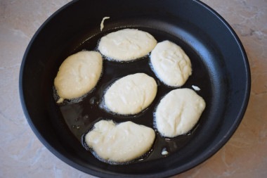 Пышные блины на молоке без дрожжей