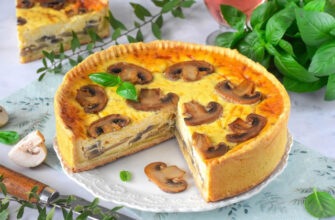 Киш с грибами и сыром