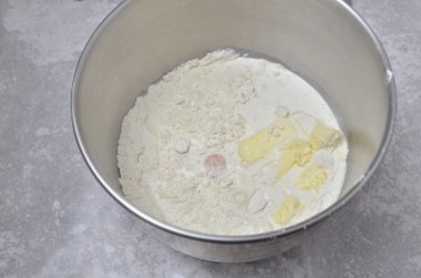 Кулич с начинкой