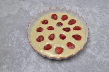 Легкий клубничный пирог